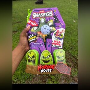 Smashers Mega Horror House, Surprise Unboxing, Interactive Novelty Collectable